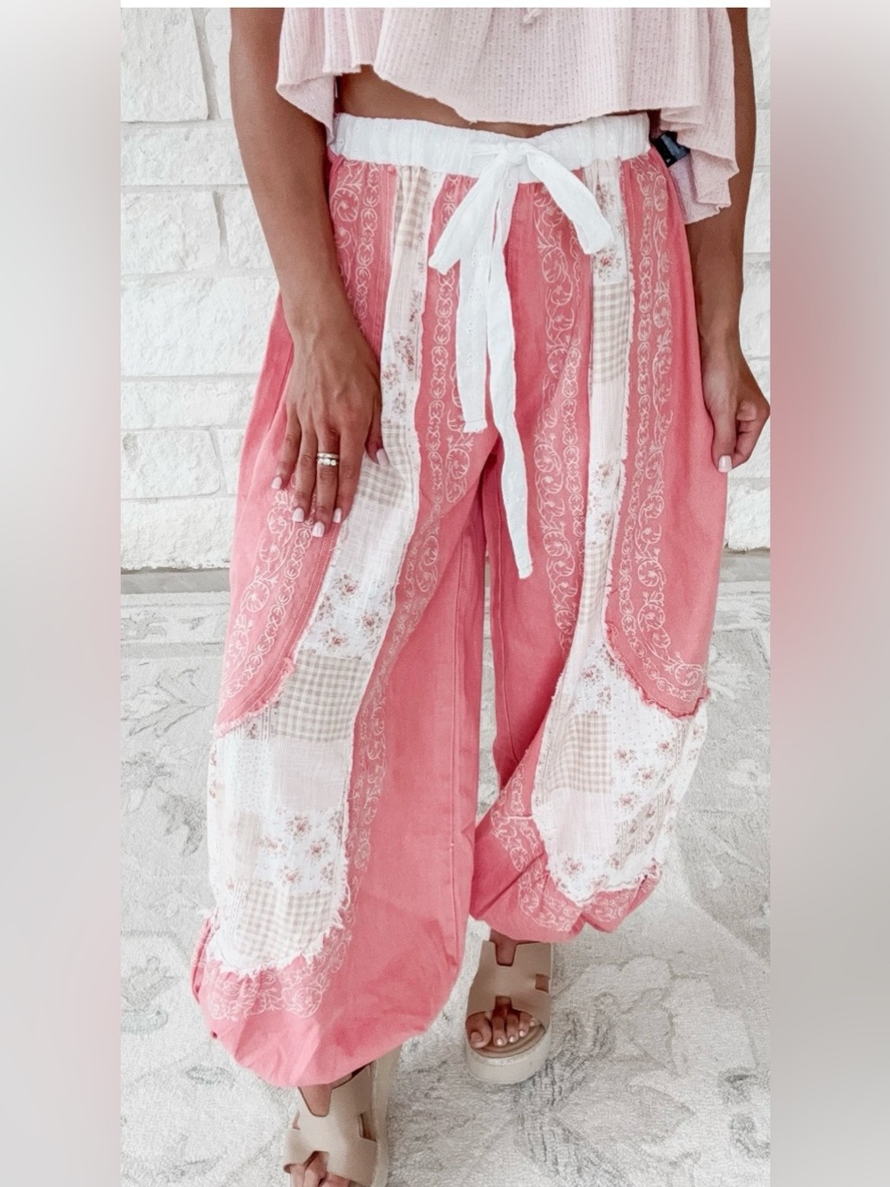 POL Petalia garden pants in coral pink